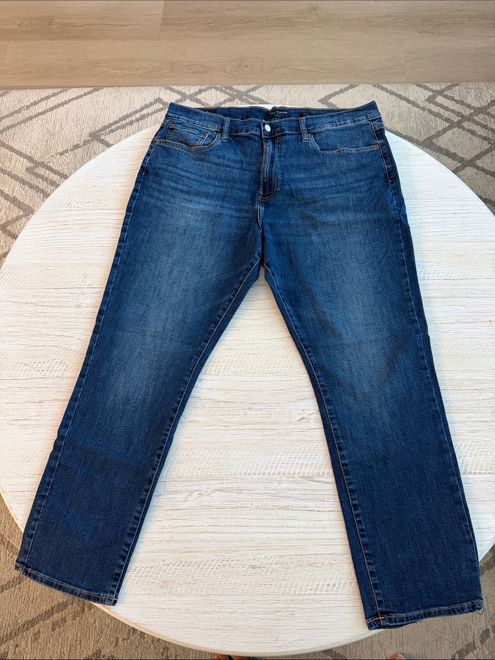Men's Lucky Brand 410 Athletic Straight  Jeans - Dark Blue